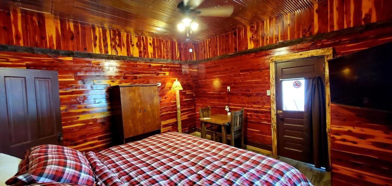 Log Cabin Inn Eureka Springs Exteriör bild