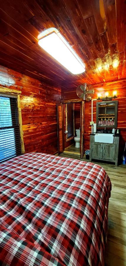Log Cabin Inn Eureka Springs Exteriör bild