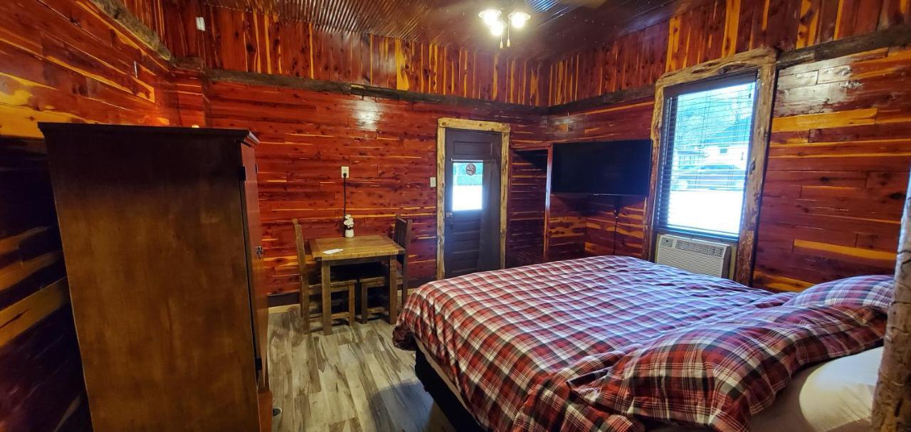 Log Cabin Inn Eureka Springs Exteriör bild