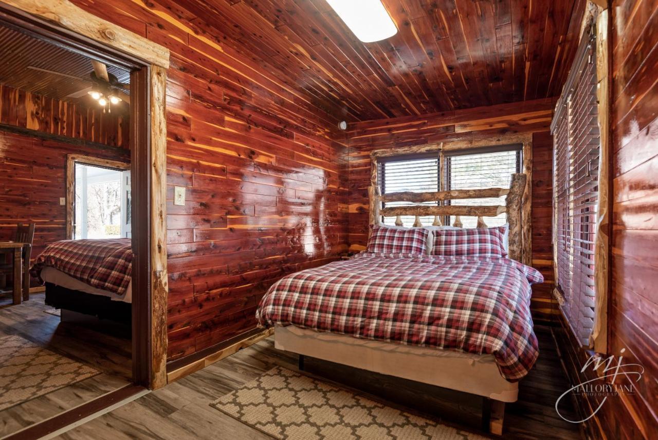 Log Cabin Inn Eureka Springs Exteriör bild