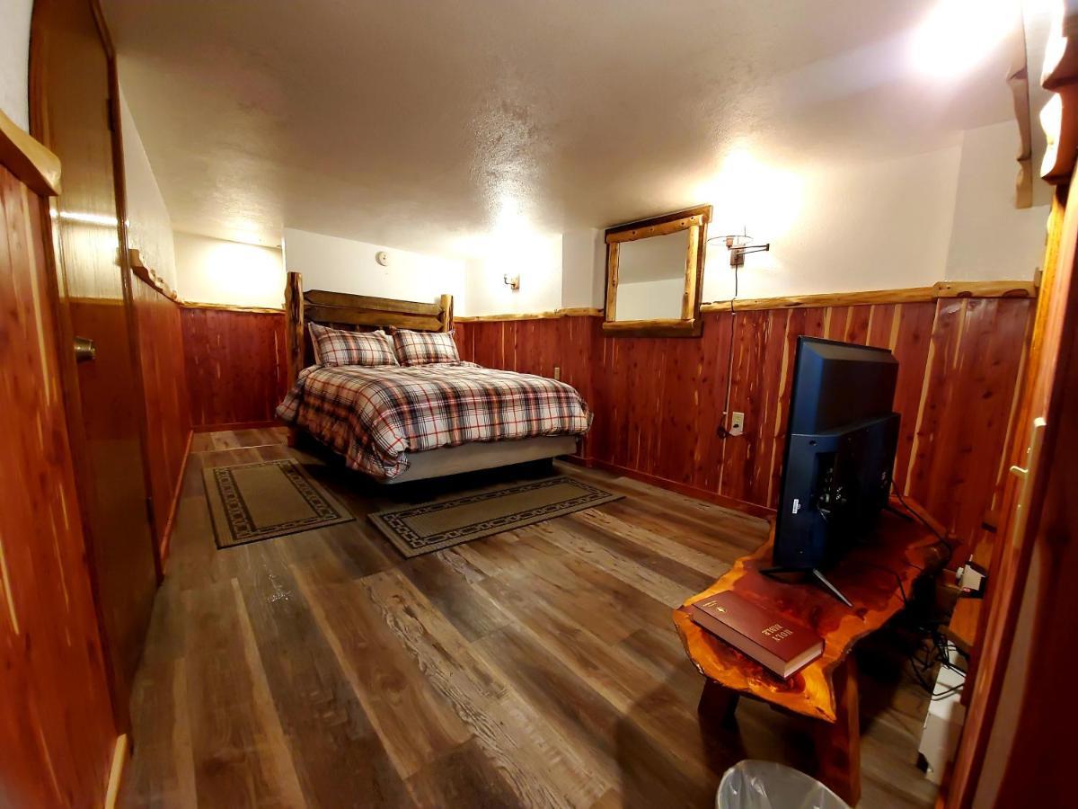 Log Cabin Inn Eureka Springs Exteriör bild